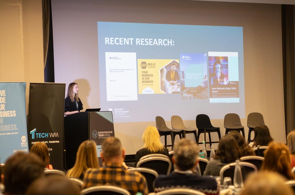 Digital Skills Gap being tackled by SkillsWM+W